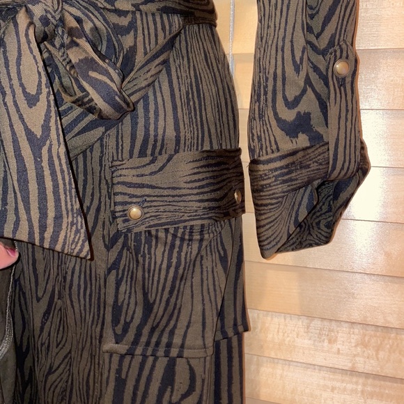 Diane Von Furstenberg Konya Marbled Wrap Dress - Picture 5 of 12